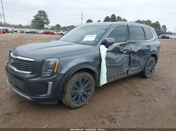 5XYP64HCXLG051605 2020 KIA TELLURIDE - Image 2