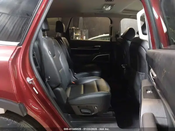 5XYP6DGC0RG415394 2024 KIA TELLURIDE - Image 8