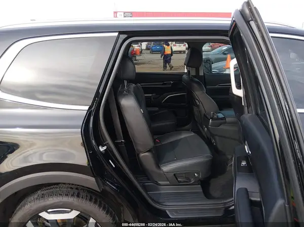 5XYP6DGC0RG475255 2024 KIA TELLURIDE - Image 8