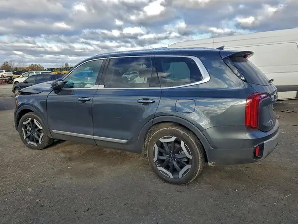 5XYP6DGC0RG502258 2024 KIA TELLURIDE - Image 2