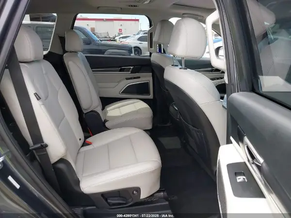 5XYP6DGC1RG475877 2024 KIA TELLURIDE - Image 8