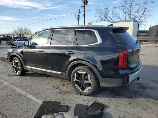 5XYP6DGC1RG502124 2024 KIA TELLURIDE - Image 2