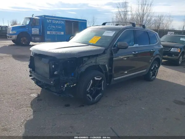 5XYP6DGC1SG583745 2025 KIA TELLURIDE - Image 2