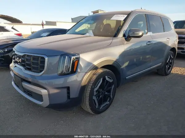 5XYP6DGC1SG593868 2025 KIA TELLURIDE - Image 2