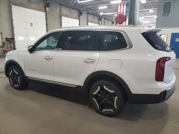 5XYP6DGC2PG329744 2023 KIA TELLURIDE - Image 2