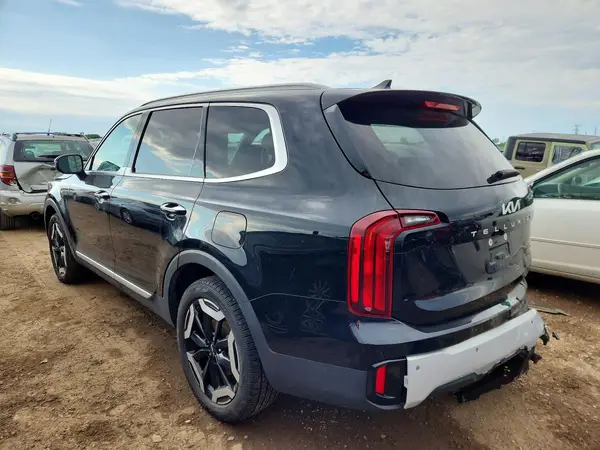 5XYP6DGC2PG375073 2023 KIA TELLURIDE - Image 2