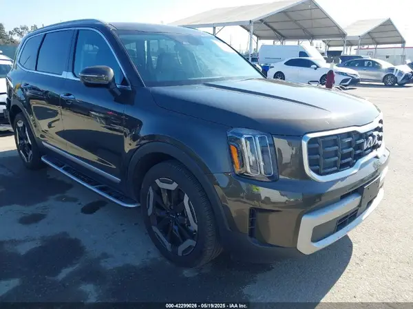 5XYP6DGC2PG387093 2023 KIA TELLURIDE - Image 1