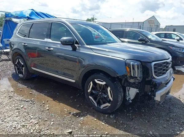 5XYP6DGC2RG556886 2024 KIA TELLURIDE - Image 1