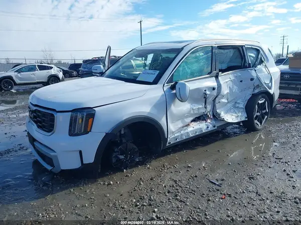 5XYP6DGC2SG576738 2025 KIA TELLURIDE - Image 2
