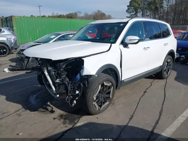 5XYP6DGC2SG606532 2025 KIA TELLURIDE - Image 2