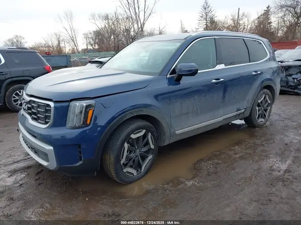 5XYP6DGC2SG724869 2025 KIA TELLURIDE - Image 2