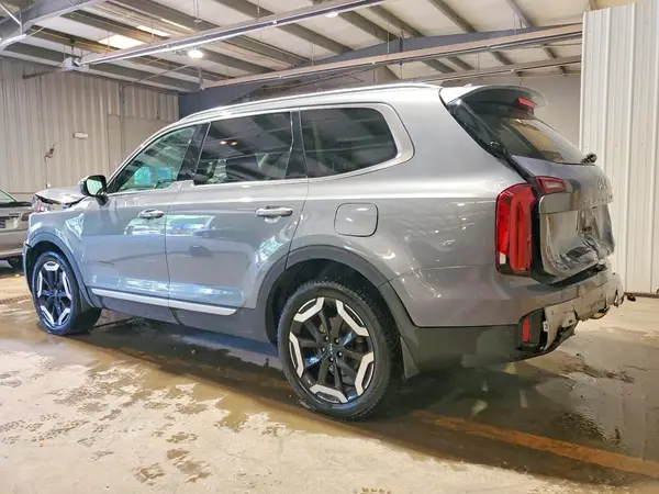 5XYP6DGC3PG325850 2023 KIA TELLURIDE - Image 2