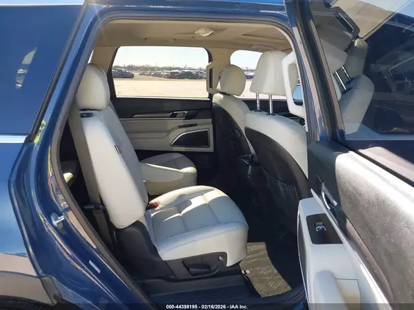 5XYP6DGC3PG357455 2023 KIA TELLURIDE - Image 8