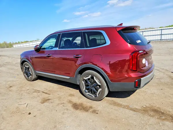 5XYP6DGC3RG419598 2024 KIA TELLURIDE - Image 2