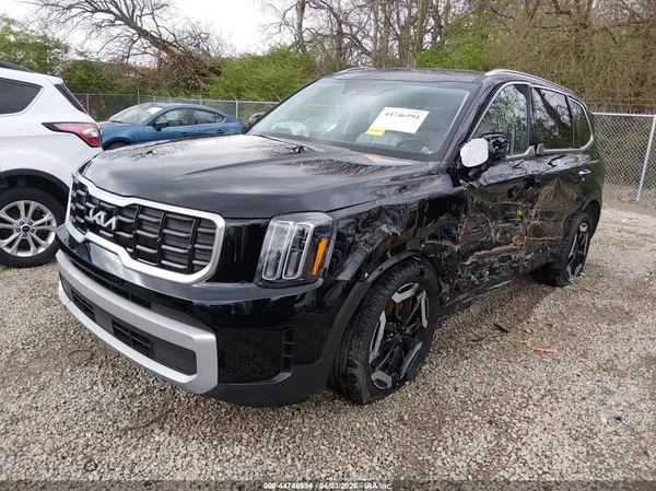 5XYP6DGC3RG440385 2024 KIA TELLURIDE - Image 2