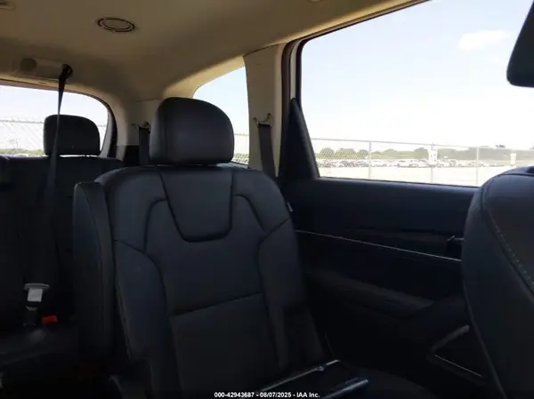 5XYP6DGC3RG472754 2024 KIA TELLURIDE - Image 8