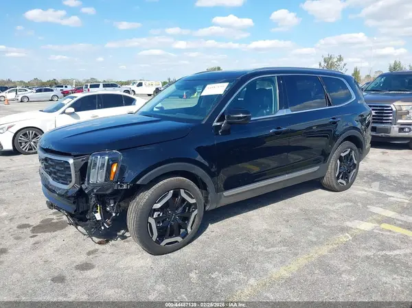 5XYP6DGC3SG591880 2025 KIA TELLURIDE - Image 2