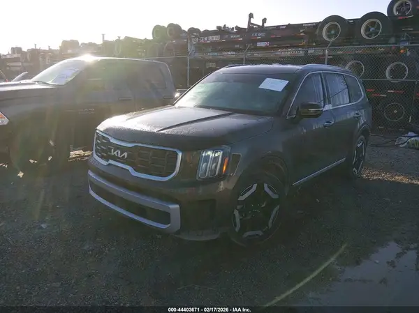 5XYP6DGC4PG331835 2023 KIA TELLURIDE - Image 2