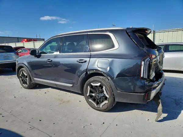5XYP6DGC4PG345072 2023 KIA TELLURIDE - Image 2