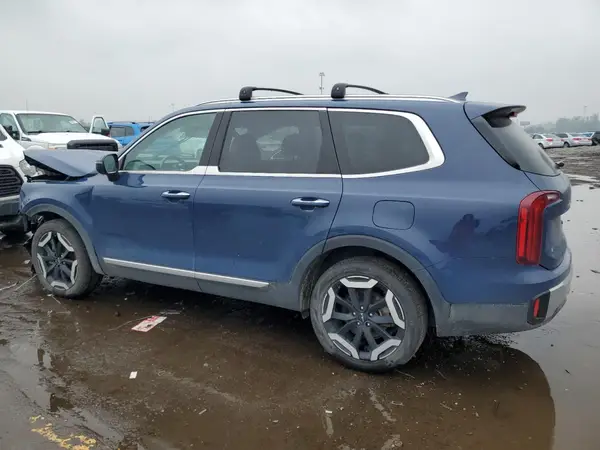 5XYP6DGC4RG413325 2024 KIA TELLURIDE - Image 2