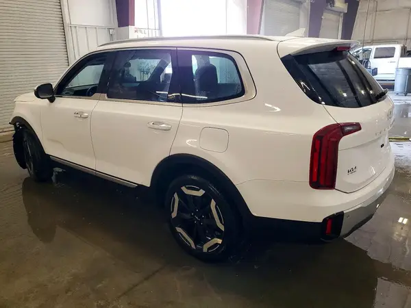 5XYP6DGC4RG483438 2024 KIA TELLURIDE - Image 2