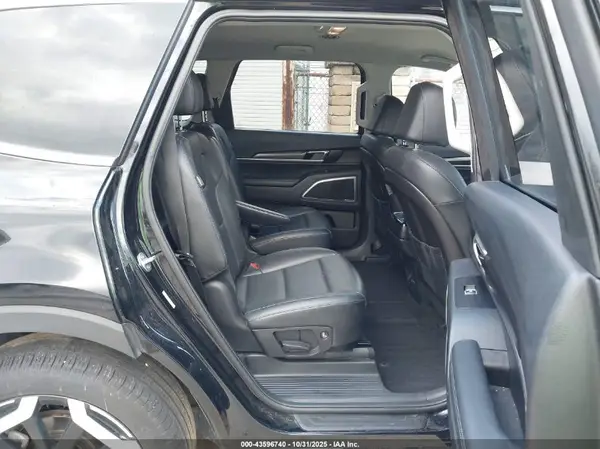5XYP6DGC4RG530483 2024 KIA TELLURIDE - Image 8