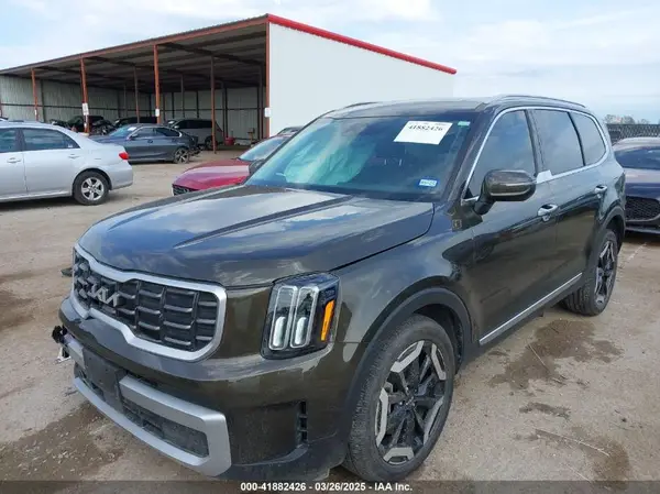 5XYP6DGC5PG382910 2023 KIA TELLURIDE - Image 2