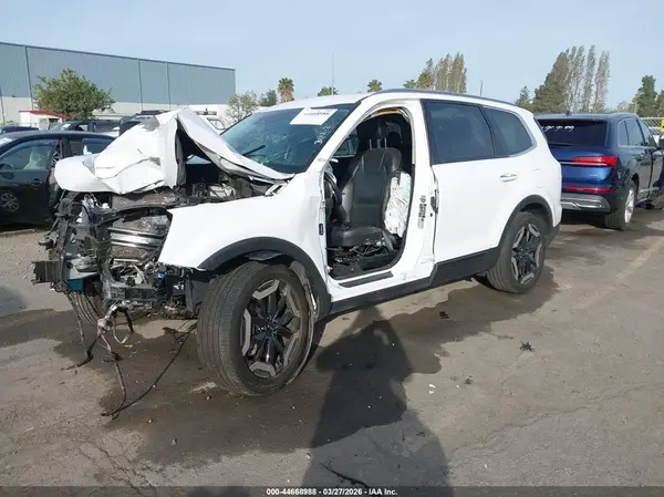 5XYP6DGC5PG393454 2023 KIA TELLURIDE - Image 2