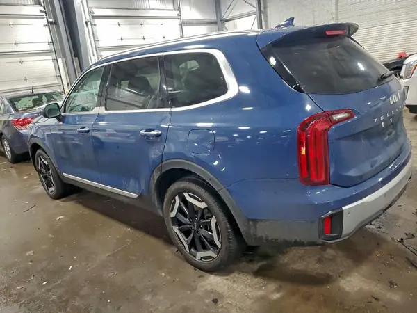 5XYP6DGC5PG403979 2023 KIA TELLURIDE - Image 2