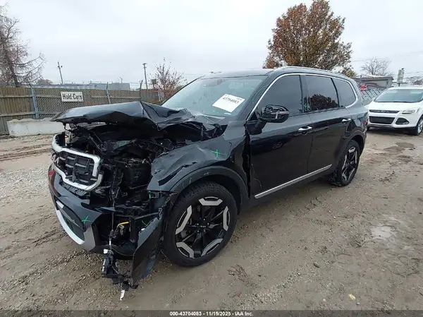 5XYP6DGC5RG424866 2024 KIA TELLURIDE - Image 2