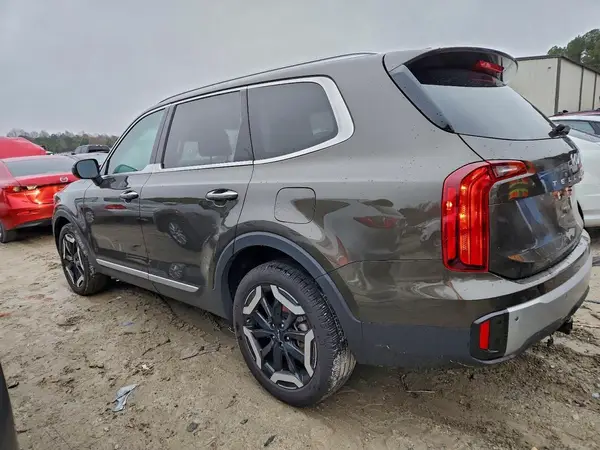 5XYP6DGC5RG469631 2024 KIA TELLURIDE - Image 2