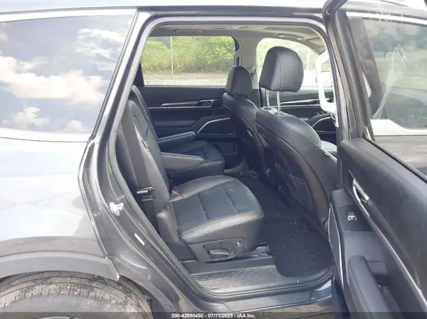 5XYP6DGC5RG478359 2024 KIA TELLURIDE - Image 8