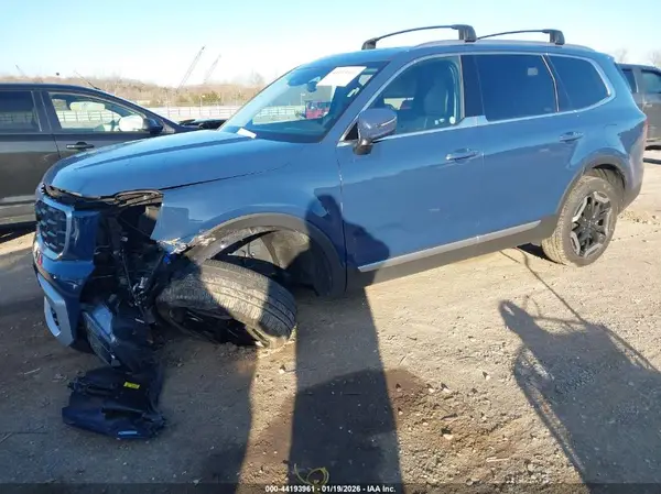 5XYP6DGC5SG582209 2025 KIA TELLURIDE - Image 2