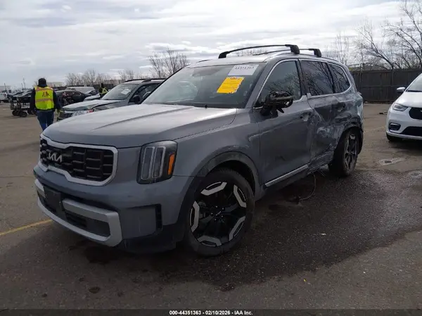 5XYP6DGC5SG587880 2025 KIA TELLURIDE - Image 2