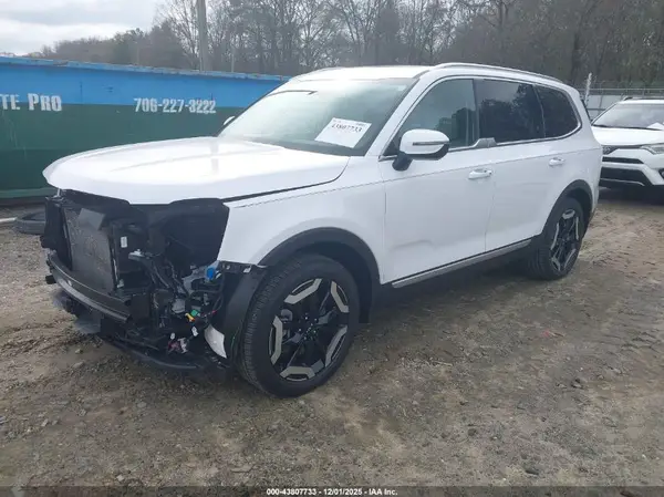 5XYP6DGC5SG623082 2025 KIA TELLURIDE - Image 2