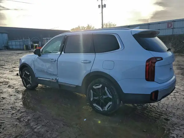 5XYP6DGC6RG461327 2024 KIA TELLURIDE - Image 2