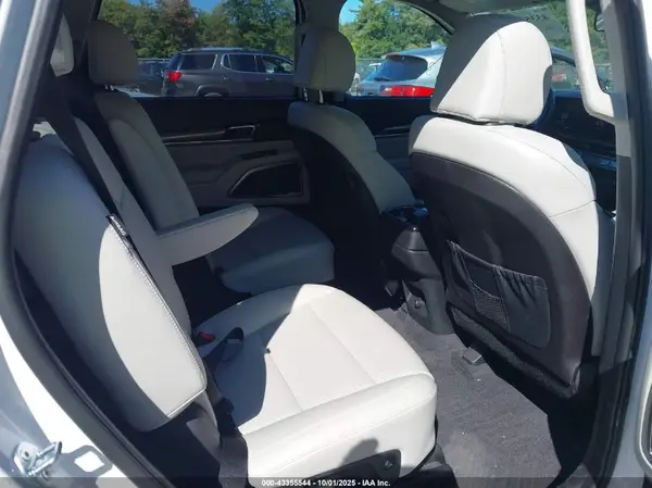 5XYP6DGC6RG545857 2024 KIA TELLURIDE - Image 8