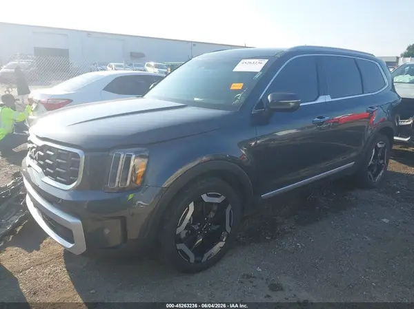 5XYP6DGC6RG562173 2024 KIA TELLURIDE - Image 2