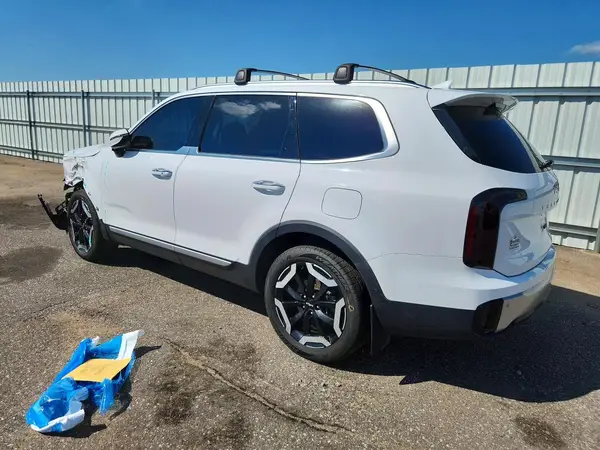 5XYP6DGC7PG350105 2023 KIA TELLURIDE - Image 2