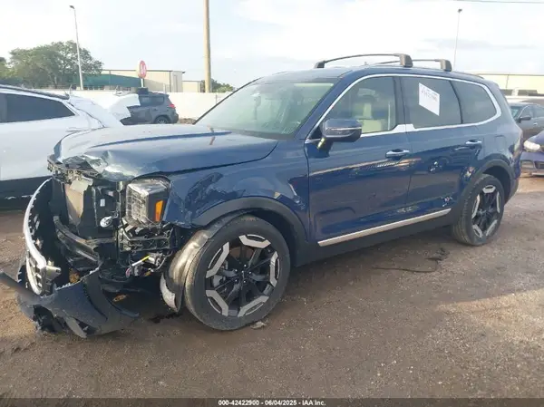 5XYP6DGC7PG374940 2023 KIA TELLURIDE - Image 2