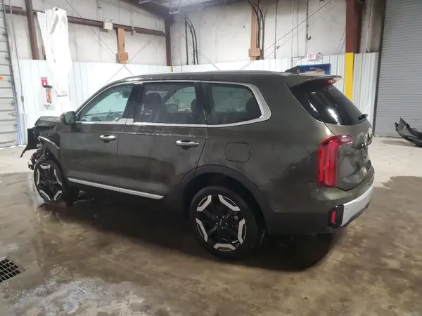 5XYP6DGC7RG472644 2024 KIA TELLURIDE - Image 2