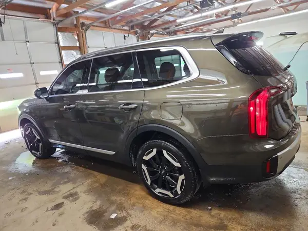 5XYP6DGC7RG496832 2024 KIA TELLURIDE - Image 2