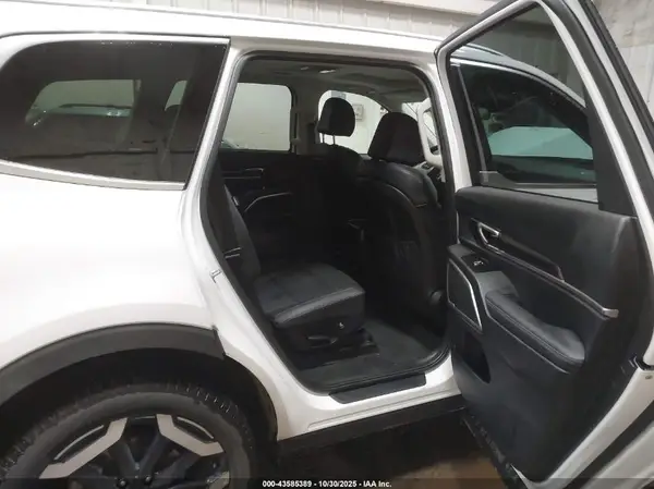 5XYP6DGC7SG638909 2025 KIA TELLURIDE - Image 8