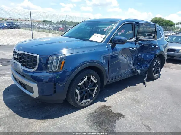 5XYP6DGC8PG392623 2023 KIA TELLURIDE - Image 2