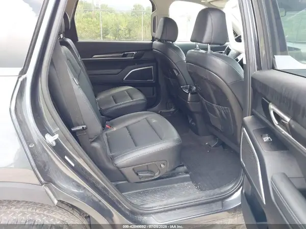 5XYP6DGC8RG415983 2024 KIA TELLURIDE - Image 8