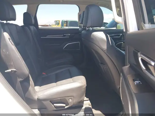 5XYP6DGC8RG444741 2024 KIA TELLURIDE - Image 8