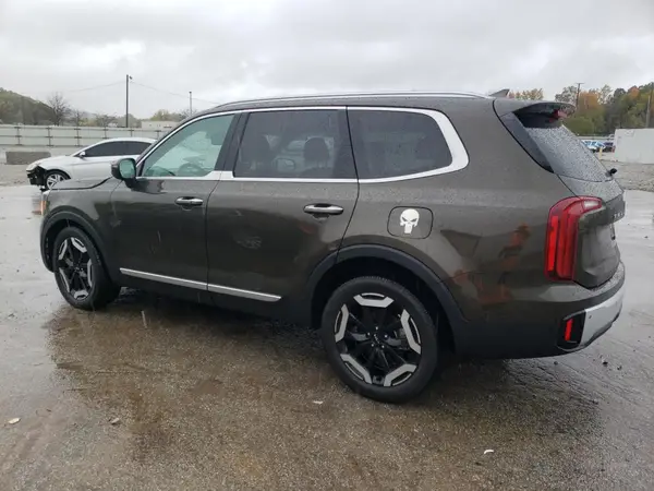 5XYP6DGC8RG521107 2024 KIA TELLURIDE - Image 2