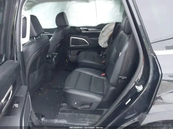 5XYP6DGC8RG549795 2024 KIA TELLURIDE - Image 8