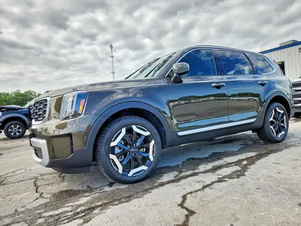 5XYP6DGC9SG656246 2025 KIA TELLURIDE - Image 1