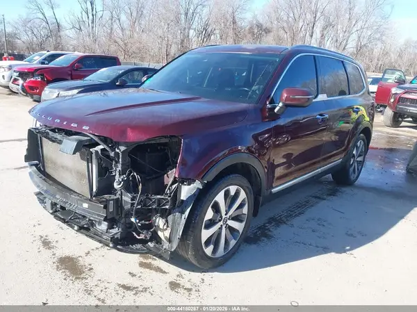 5XYP6DHC1LG021120 2020 KIA TELLURIDE - Image 2